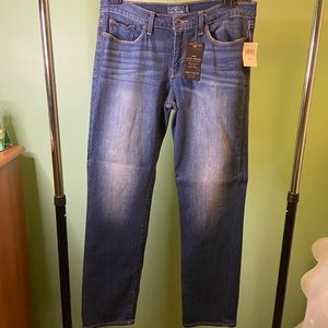 Lucky jean NWT dark wash sweet and straight